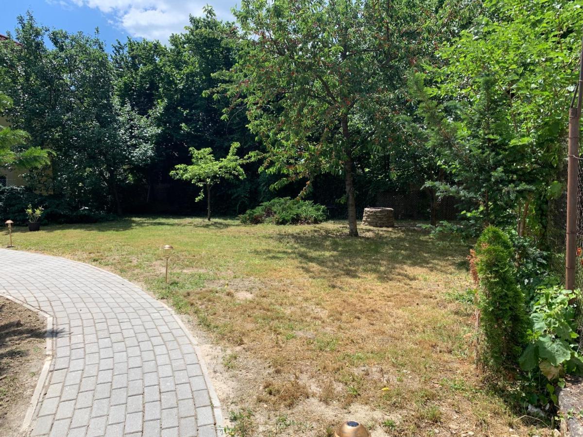 Borsi Apartman Balatonalmádi Eksteriør bilde